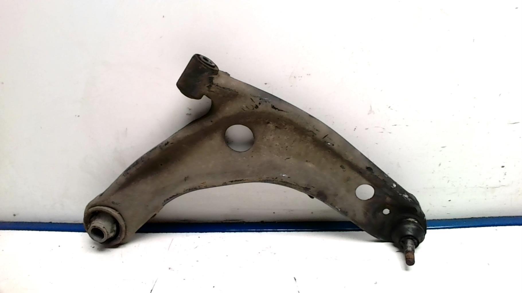 Triangle avant droit TOYOTA YARIS 2 PHASE 1 Diesel - 1