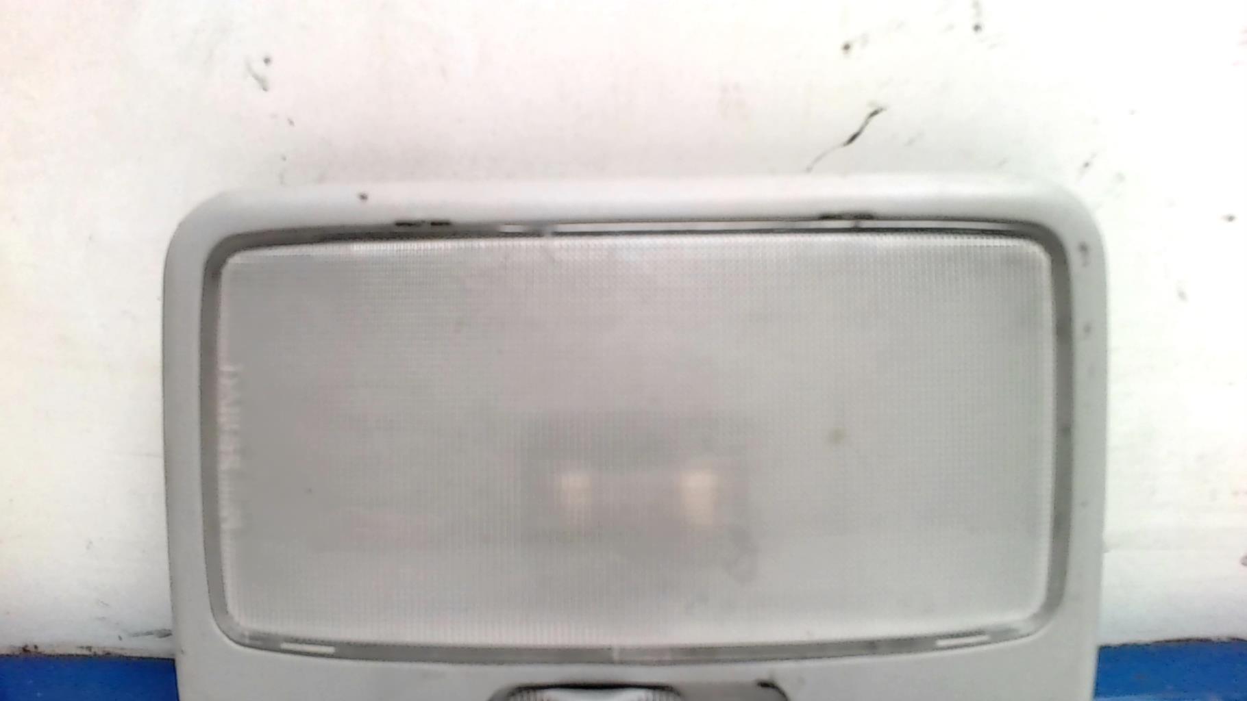 Eclairage de plafonnier HONDA CR-V 1 Essence - 1