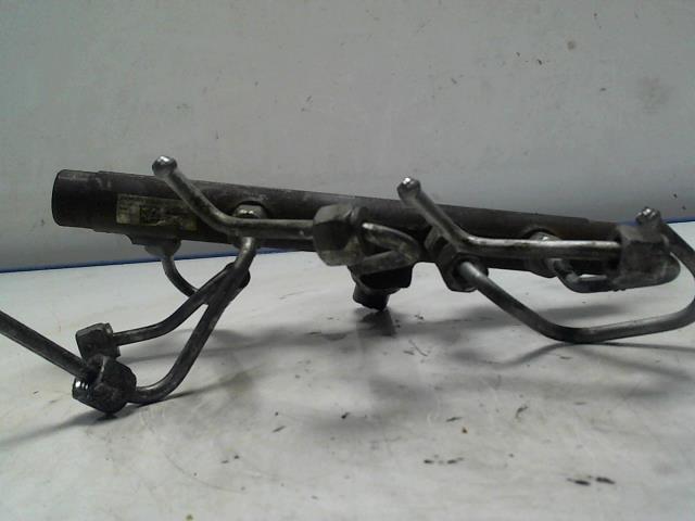 Rampe injection RENAULT SCENIC 2 PHASE 2 Diesel - 1