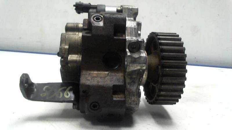 Pompe à injection PEUGEOT 206 PHASE 1 Diesel - 1