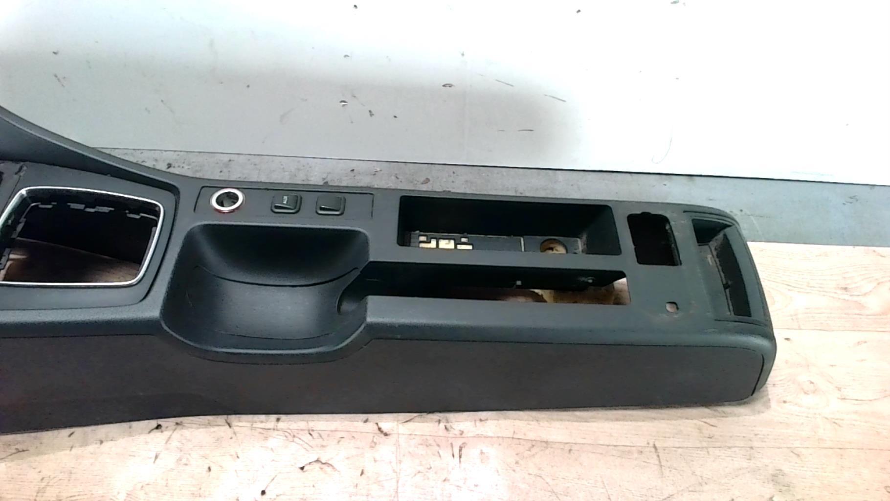 Console central (interieur plastique) SEAT EXEO ST BREAK Diesel - 1