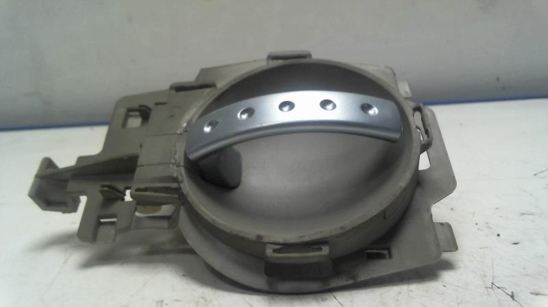 Poignee interieur avant gauche CITROEN C3 1 PHASE 1 Diesel - 1