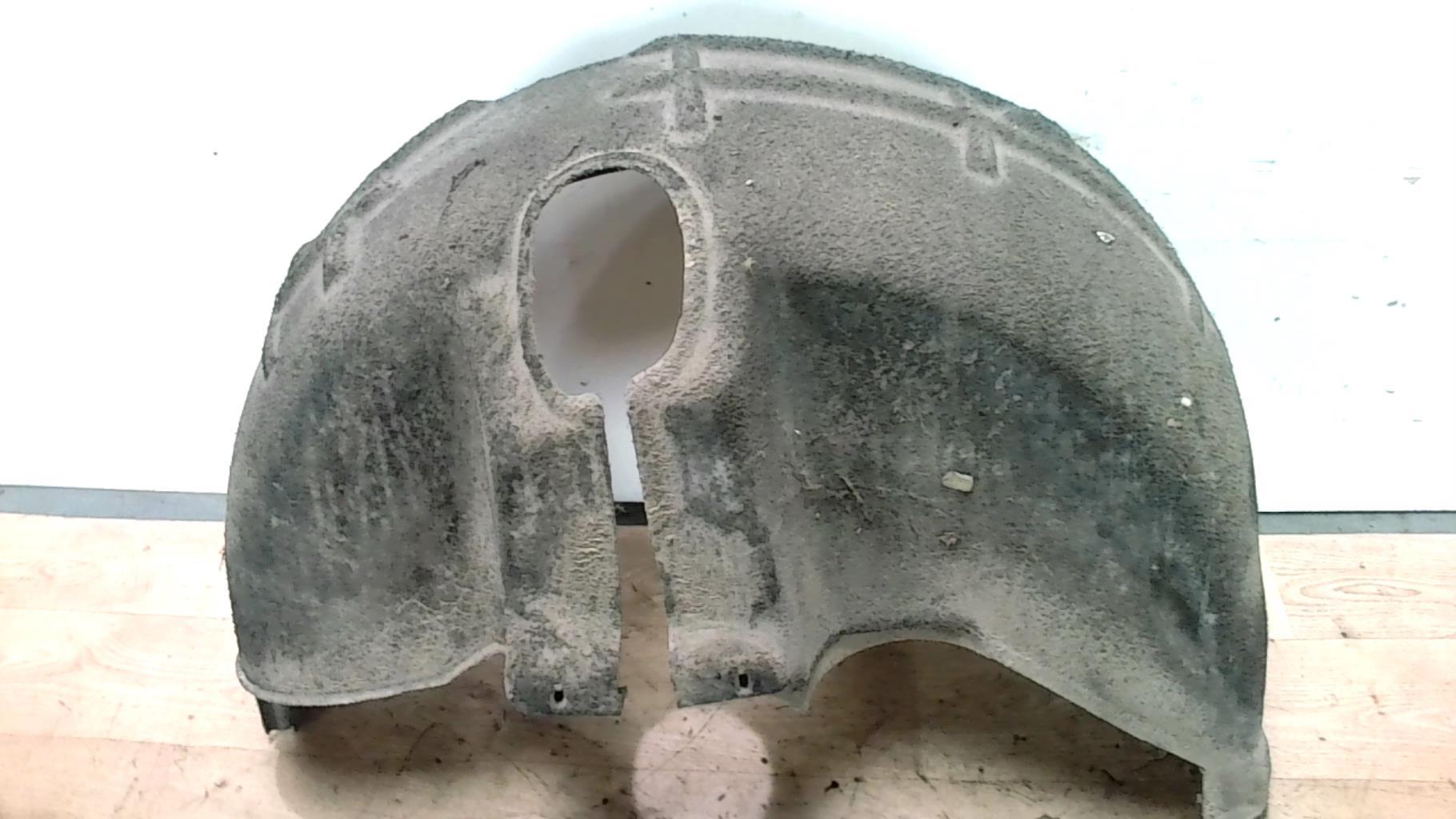 Pare boue arriere gauche AUDI A4 2 PHASE 2 Diesel - 1