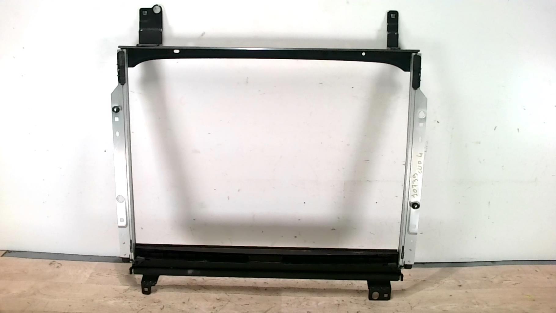 Toit ouvrant RENAULT CLIO 4 PHASE 1 BREAK Essence - 1