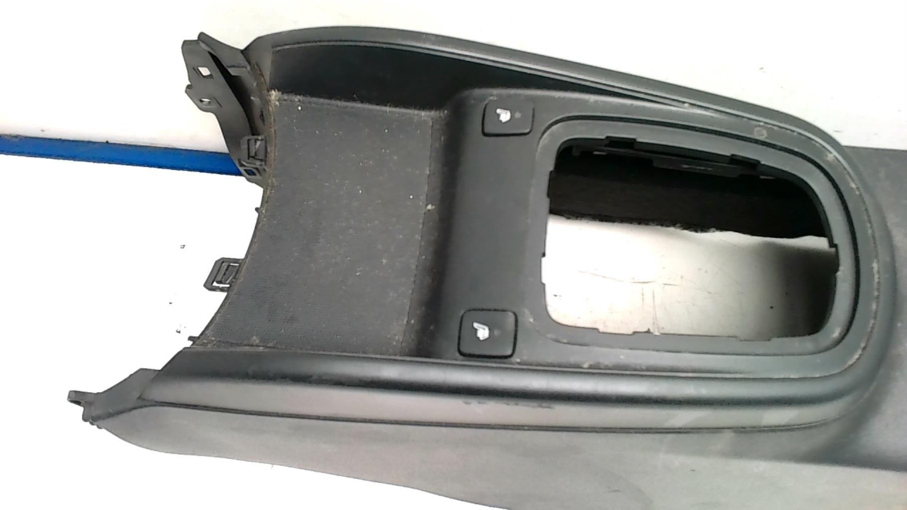 Console central (interieur plastique) KIA SOUL 1 PHASE 1 Diesel - 1