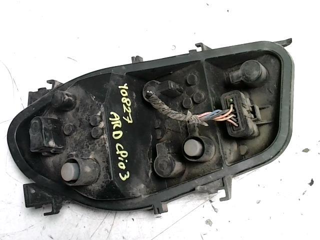 Platine feu arriere droit RENAULT CLIO 3 PHASE 1 Diesel - 1