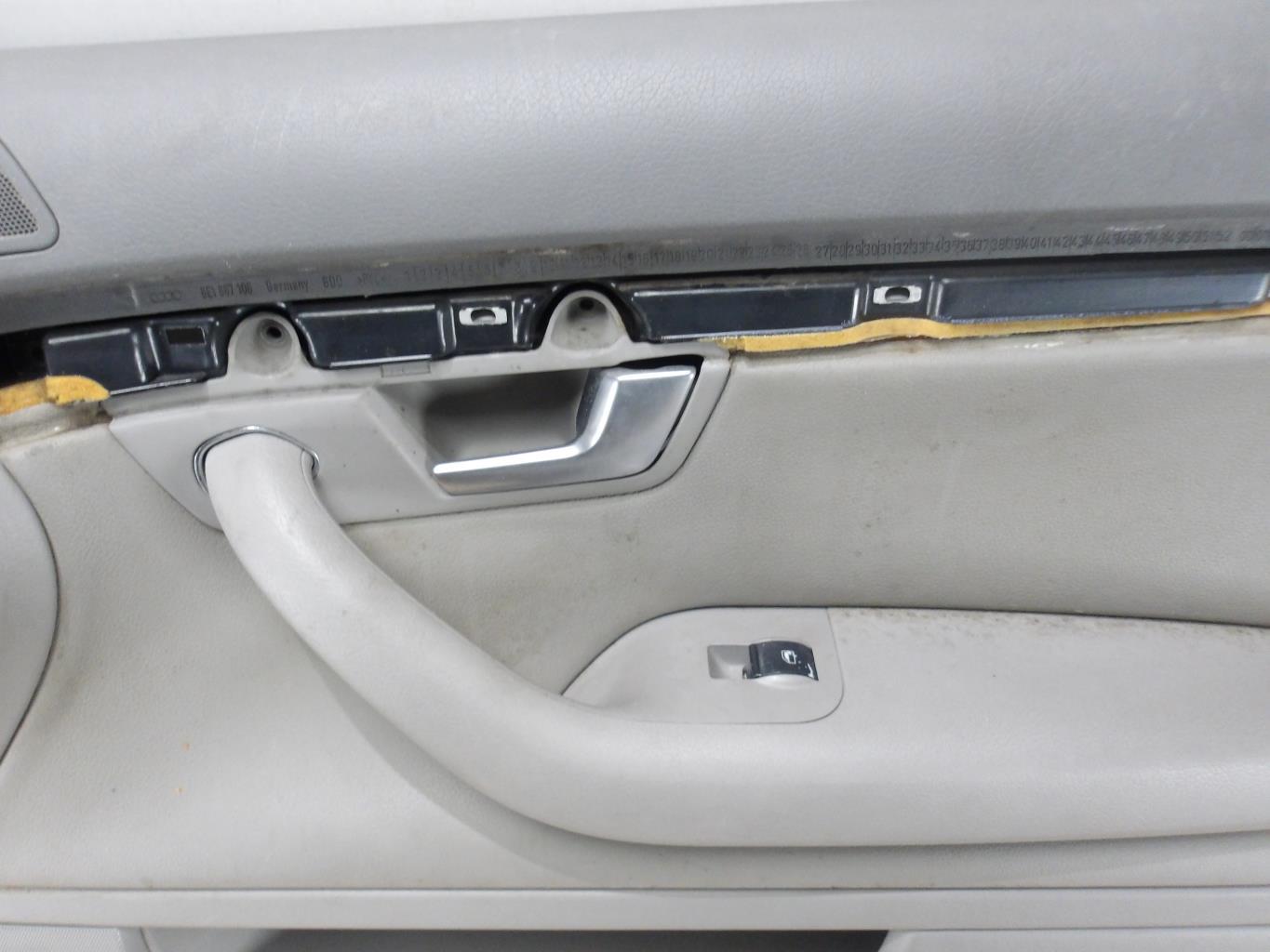 Panneau de porte avant droit AUDI A4 2 AVANT PHASE 2 BREAK Diesel - 1