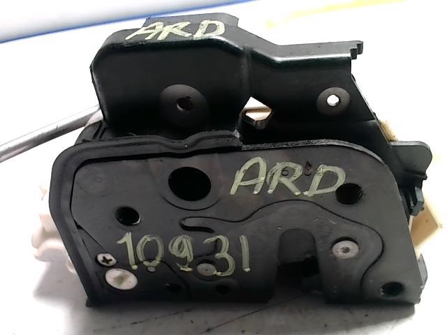 Serrure arriere droit AUDI A4 2 AVANT PHASE 2 BREAK Diesel - 1