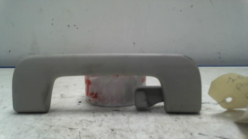 Poignee de maintien arriere gauche AUDI A4 2 PHASE 2 Diesel - 1