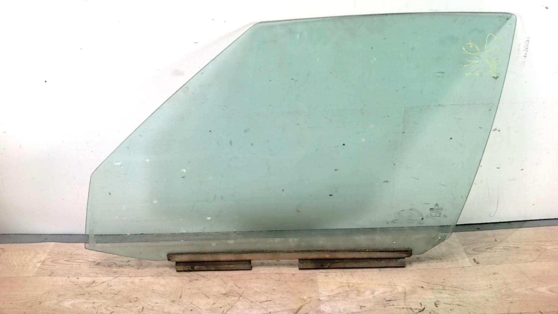 Vitre avant gauche CITROEN BX Diesel - 1