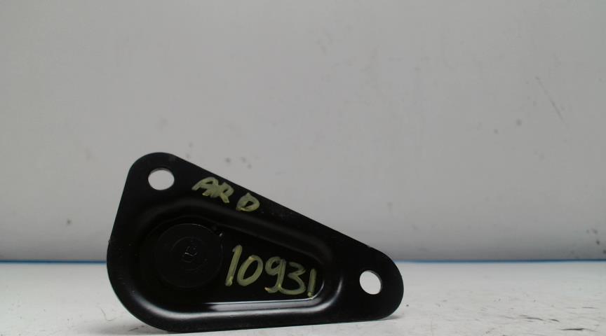 Support siege droit AUDI A4 2 AVANT PHASE 2 BREAK Diesel - 1