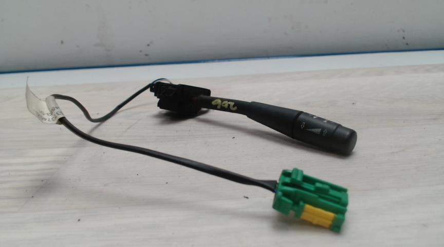 Commande autoradio PEUGEOT 206 PHASE 1 Essence - 1