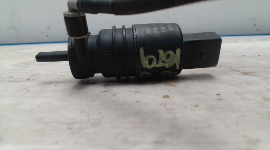Pompe lave glace avant VOLKSWAGEN BORA Essence - 1