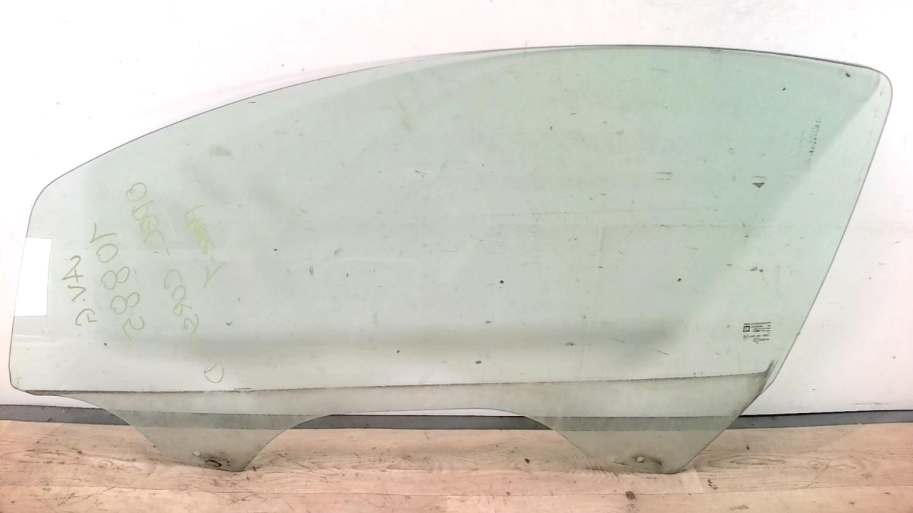 Vitre avant gauche OPEL CORSA D PHASE 1 Diesel - 1