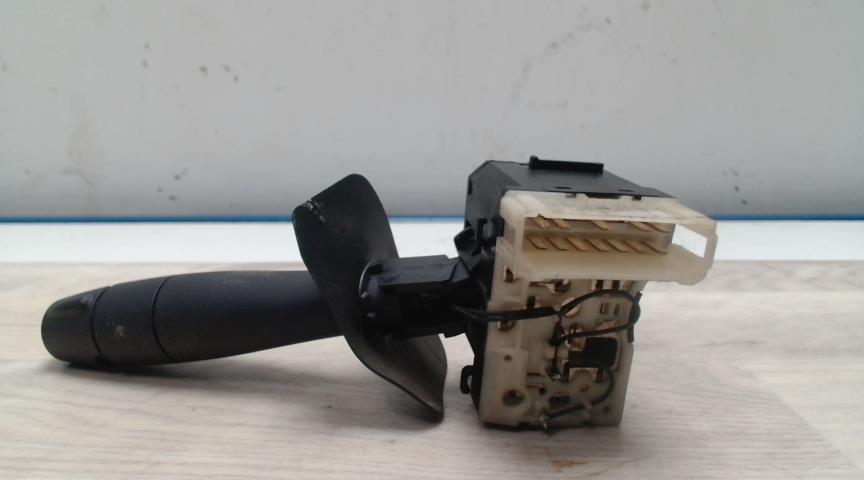 Commodo d'essuie glaces RENAULT CLIO 2 PHASE 2 Diesel - 1