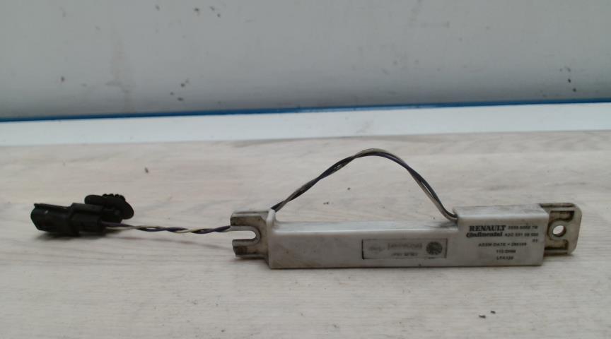 Antenne RENAULT MEGANE 3 PHASE 1 Diesel - 1