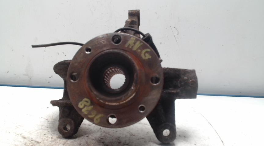 Moyeu avant gauche RENAULT SCENIC 2 PHASE 2  - 1