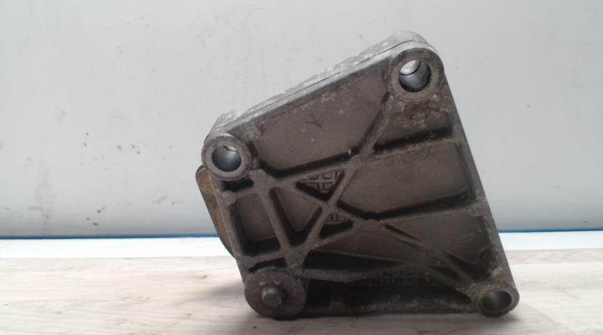 Support moteur RENAULT CLIO 2 PHASE 2 Essence - 1