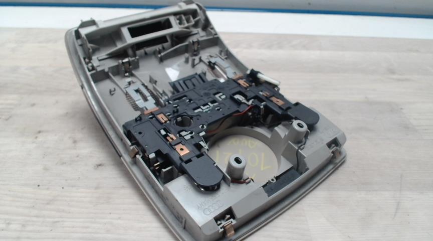 Eclairage de plafonnier AUDI A3 2 SPORTBACK PHASE 1 Diesel - 1