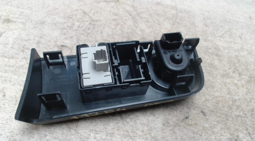 Commande retroviseurs DACIA LODGY PHASE 1 Diesel - 1