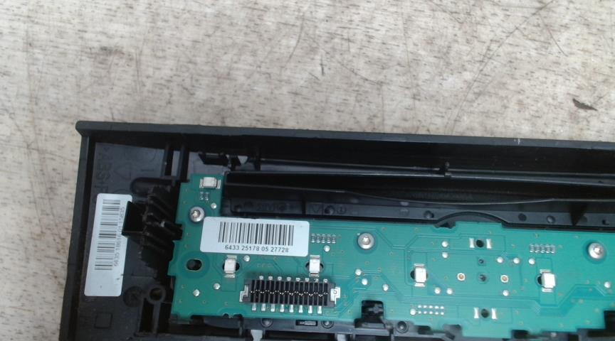 Commande autoradio RENAULT LAGUNA 2 PHASE 2 BREAK Diesel - 1