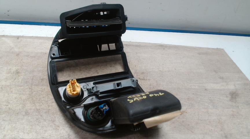 Commande chauffage CITROEN SAXO PHASE 2 Essence - 1