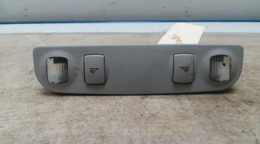 Eclairage de plafonnier AUDI A4 2 PHASE 2 Diesel - 1