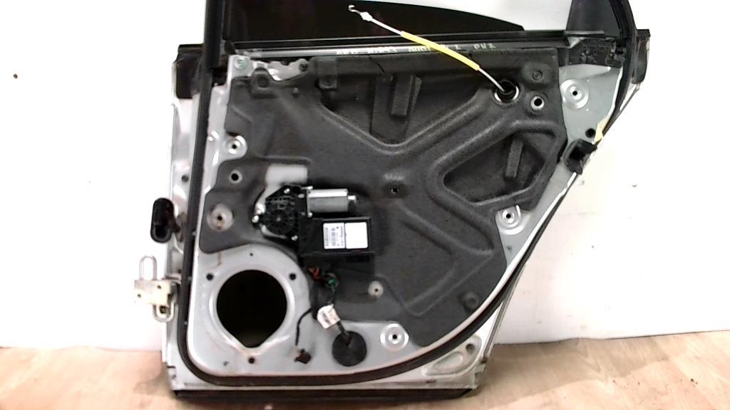 Porte arriere droit AUDI A4 2 PHASE 2 Diesel - 1