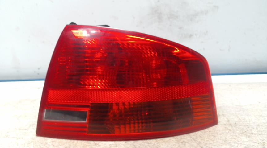 Feu arriere principal droit (feux) AUDI A4 2 PHASE 2 Diesel - 1