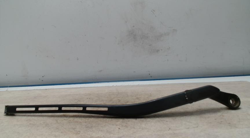 Bras essuie glace avant droit AUDI A4 2 PHASE 2 Diesel - 1