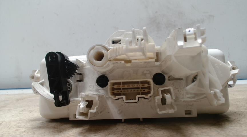 Commande chauffage RENAULT CLIO 3 PHASE 1 Essence - 1