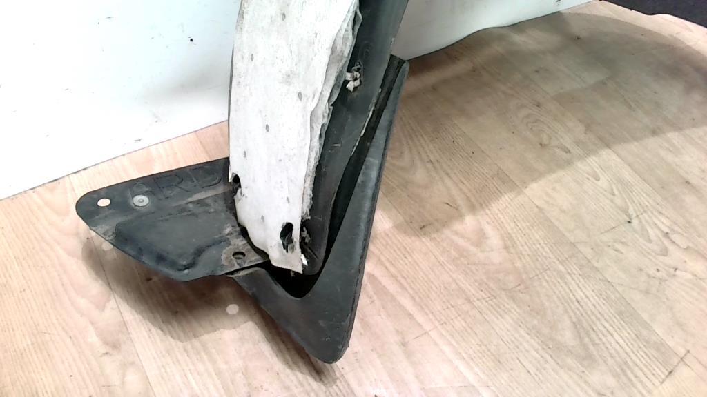 Pare boue arriere droit PEUGEOT 208 1 PHASE 2 Essence - 1