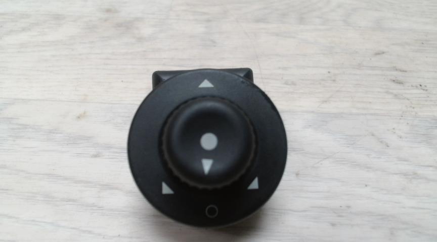 Commande retroviseurs CITROEN C3 1 PHASE 1 Essence - 1
