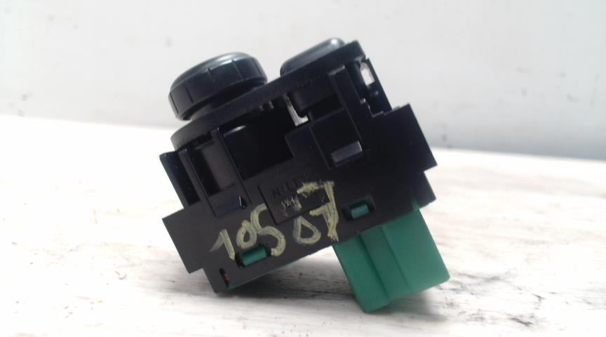 Commande retroviseurs NISSAN QASHQAI 1 PHASE 1 Diesel - 1