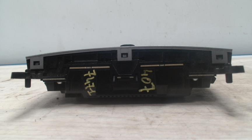 Commande chauffage PEUGEOT 407 PHASE 1 Diesel - 1