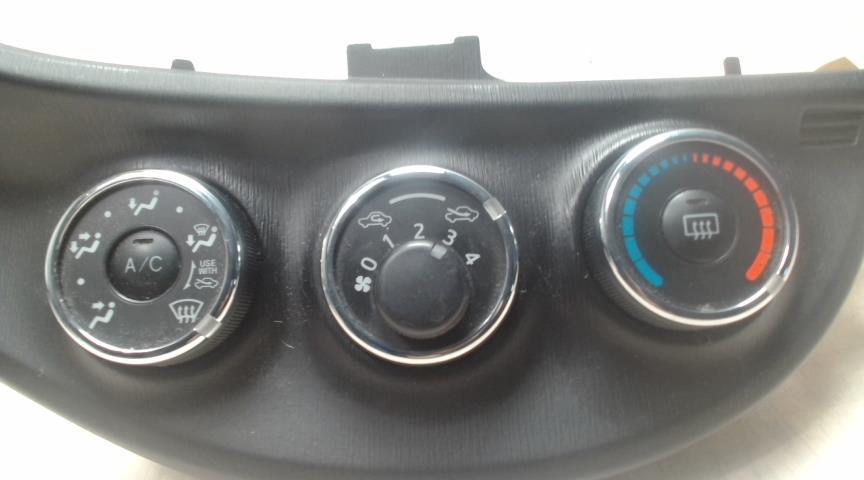 Commande chauffage TOYOTA YARIS 3 PHASE 1 Diesel - 1