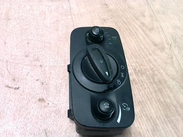 Bouton/Interrupteur FORD FIESTA 6 PHASE 2 Essence - 1