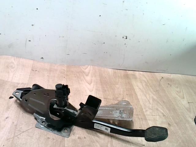 Pedale de frein VOLVO S 40 2 PHASE 1 Diesel - 1