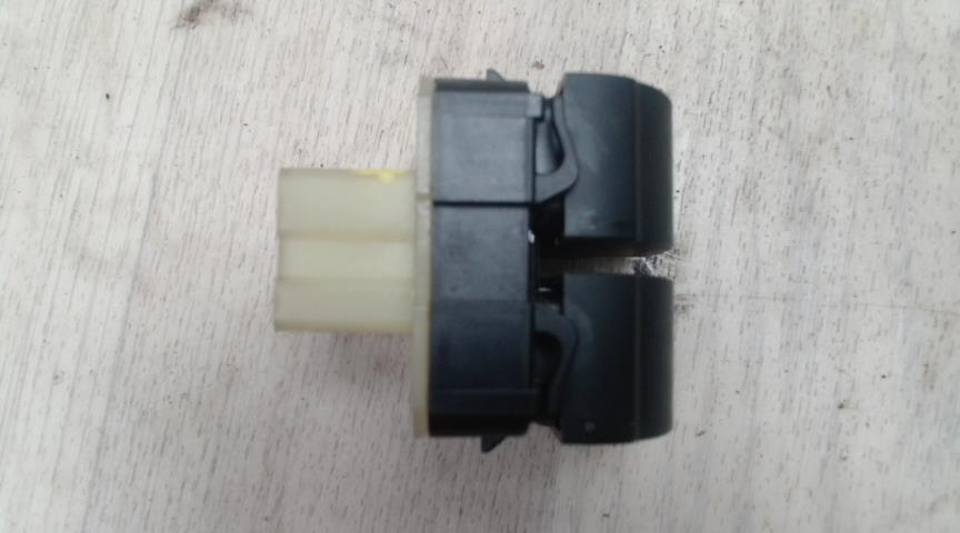 Interrupteur de leve vitre RENAULT CLIO 4 PHASE 1 Essence - 1
