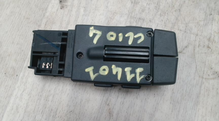 Commande autoradio RENAULT CLIO 4 PHASE 1 Essence - 1