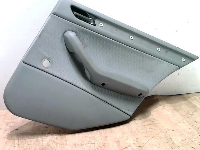 Panneau de porte arriere droit BMW SERIE 3 E46 PHASE 1 Essence - 1