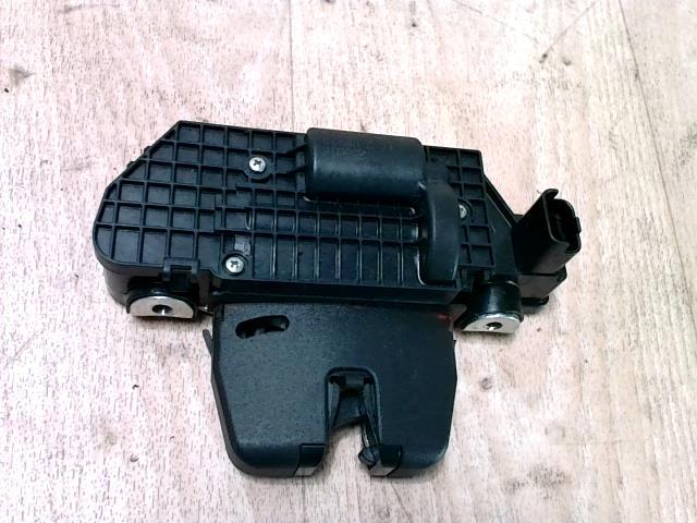 Serrure arriere droit CITROEN DS3 PHASE 1 Essence - 1