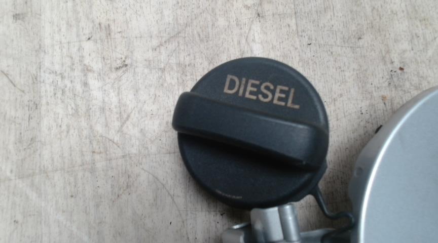 Trappe d'essence TOYOTA YARIS 3 PHASE 1 Diesel - 1