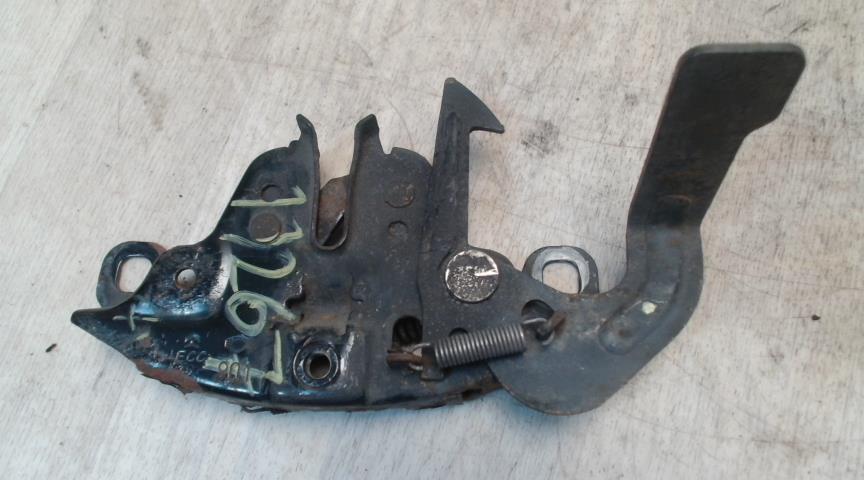 Serrure de capot NISSAN PRIMERA 3 Diesel - 1