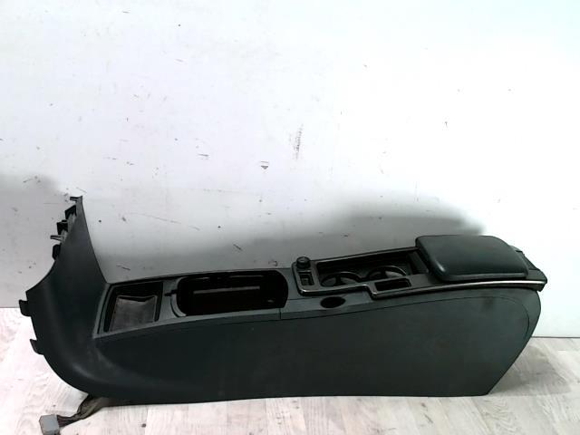 Console central (interieur plastique) VOLVO C 30 PHASE 1 Diesel - 1