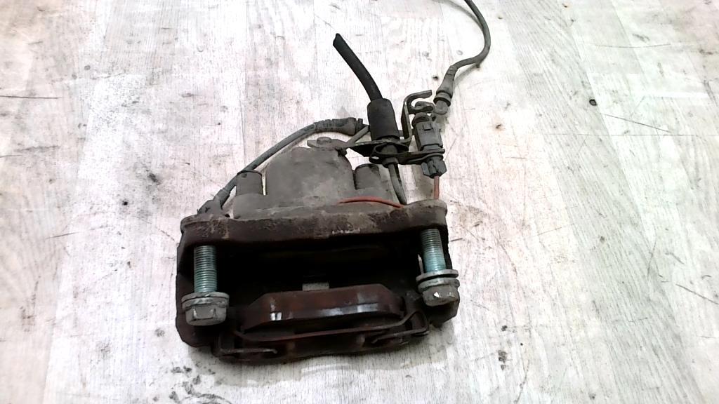 Etrier avant gauche (freinage) AUDI A4 2 PHASE 1 Diesel - 1