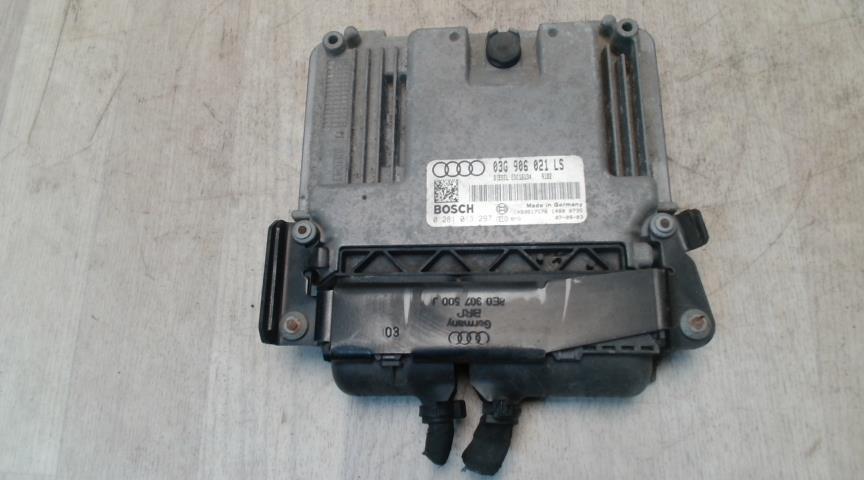 Calculateur moteur AUDI A3 2 SPORTBACK PHASE 1 Diesel - 1
