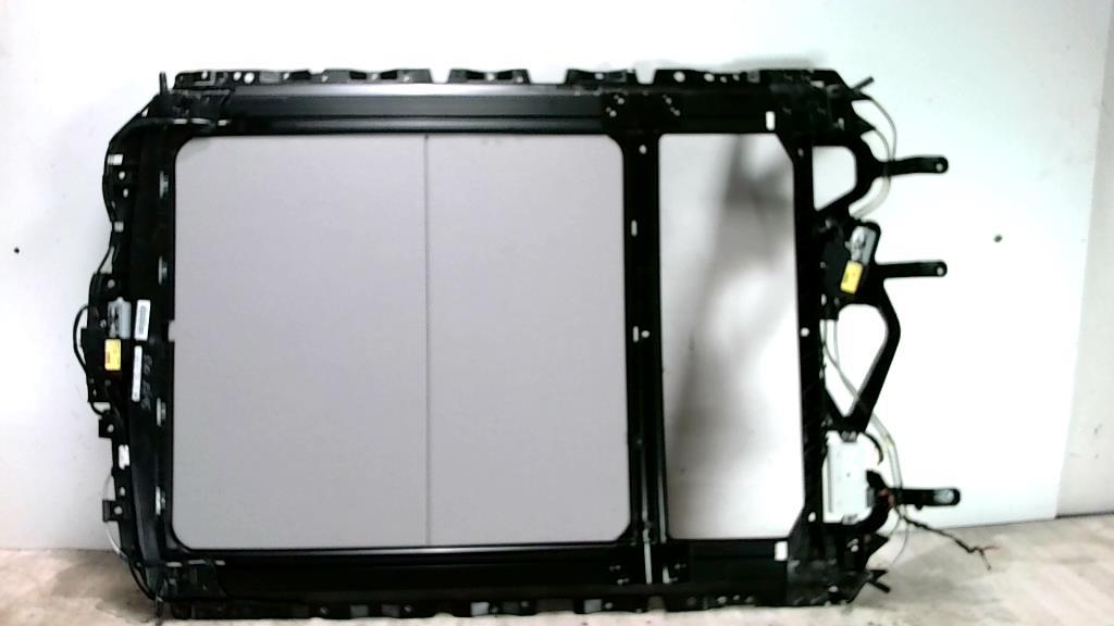 Toit panoramique BMW X1 E84 PHASE 2 Diesel - 1