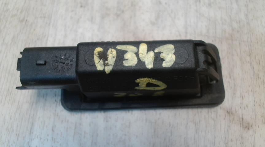Eclairage de plaque PEUGEOT 208 1 PHASE 2 Essence - 1