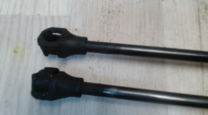 Verin de coffre PEUGEOT PARTNER 2 PHASE 1 Diesel - 1